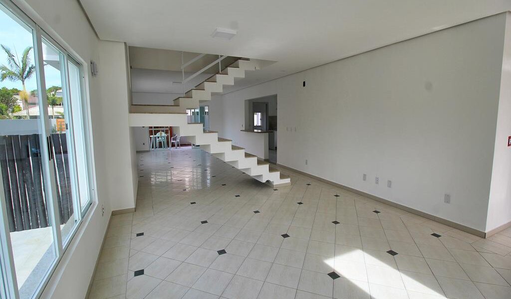 locação casa alto padrão na Lagoa da Conceição