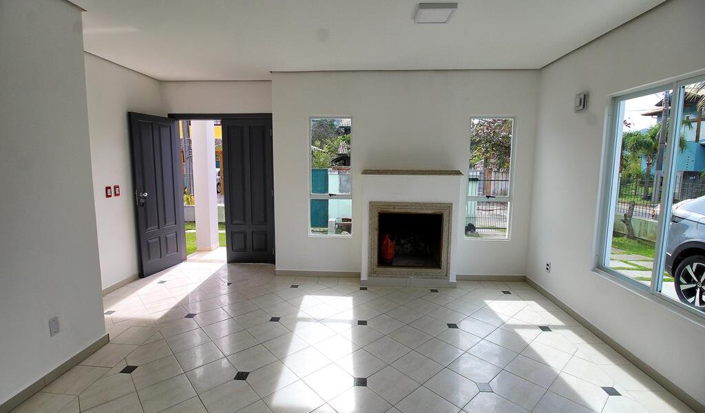 locação casa alto padrão na Lagoa da Conceição