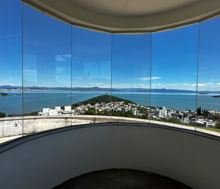 venda mansões com vista para o mar em Florianópols