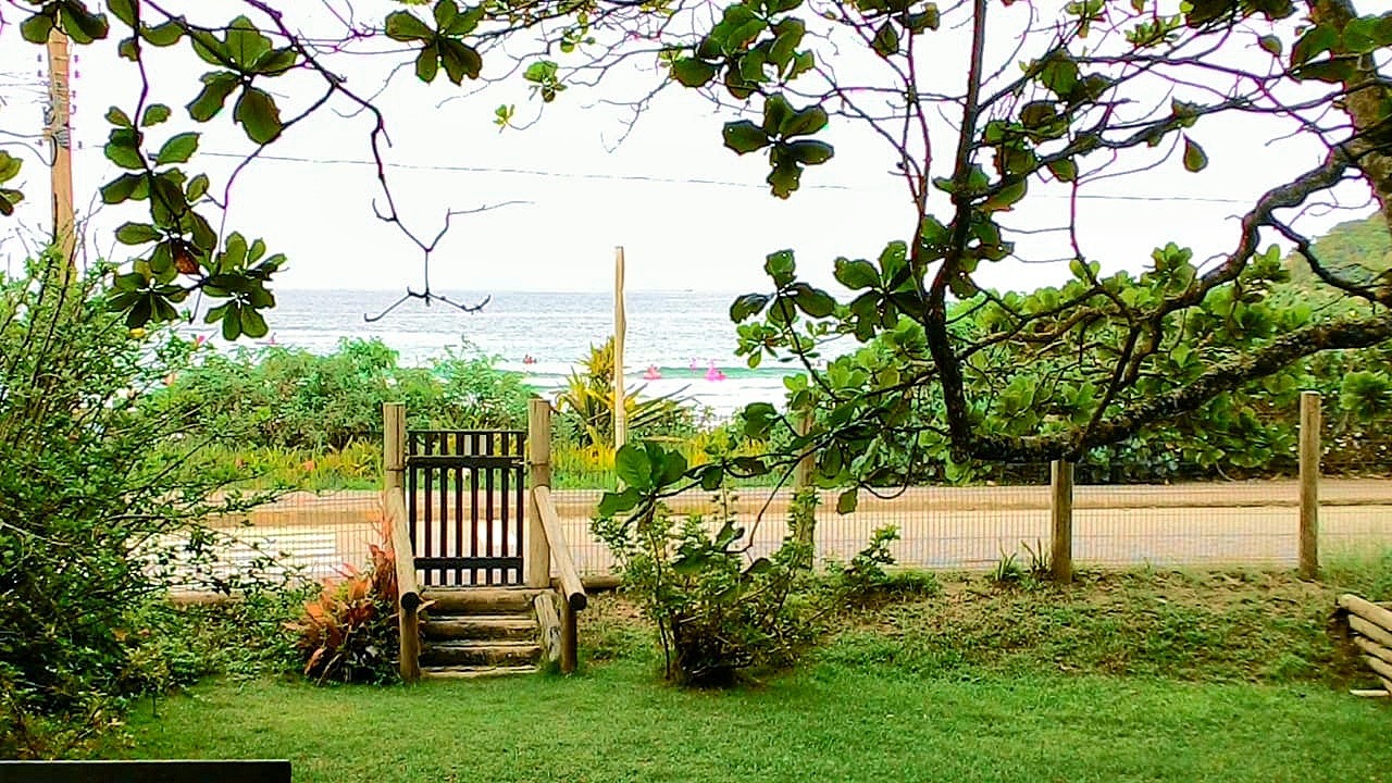 Vendo casa frente ao mar em Bombinhas SC